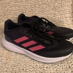 Girl’s Adidas sneakers, black and pink, size 4.5.